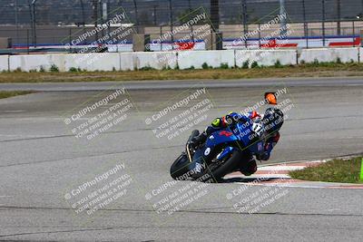 media/Apr-23-2022-Fastrack Riders (Sat) [[cb2d6ae73d]]/LEVEL 4/1PM TURN 6 OUTSIDE/